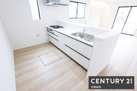 �L�b�`���@�y�@�L�b�`���@/�@Kitchen�@�z
���[�ƍ�ƃX�y�[�X����������m�ۂ����V�X�e���L�b�`���I
���C�����̗ǂ����������W�t�[�h�ŔM��ɂ�����������ɂ����݌v