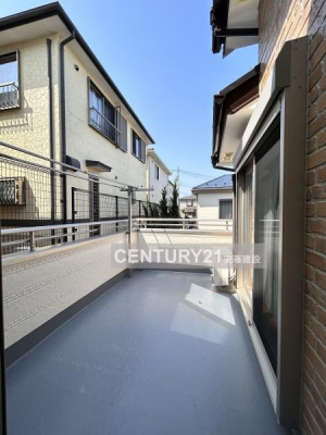 �o���R�j�[�@�y�@�o���R�j�[�@/�@Balcony�@�z
�Q������o���\�ȓ�������C�h�o���R�j�[�I
�J���I�ŁA�z���Ղ錚�����Ȃ��z����ǍD