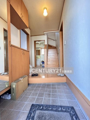 ���ց@�y�@���ց@/�@entrance�@�z
���������ӂ��L�X�Ƃ������ցB
�������������͋C�̂��錺�ւ́A��Ƃ肠��L���ŋA��E���q��S�n�悭�}���Ă���܂��I