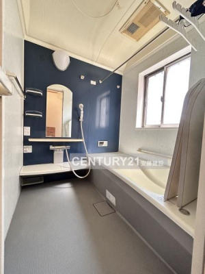 �����@�y�@�����@/�@Bathroom�@�z
�����Ղ�̂����ɂ������Z���ꂻ���ȃV�X�e���o�X
�����g�[���C�����@�t���ŃJ�r�΍�ɂ��Ȃ�܂�