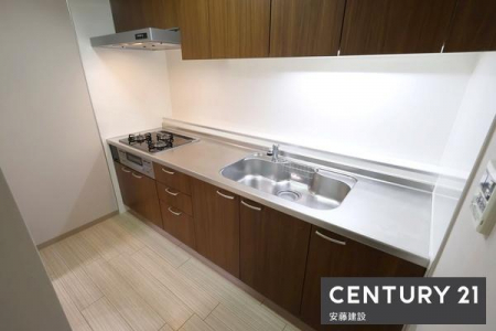 �L�b�`���@�y�@�L�b�`���@/�@Kitchen�@�z
�������ɏW���ł���Ɨ��^�V�X�e���L�b�`��
���C�����̗ǂ����������W�t�[�h�ŔM��ɂ�����������ɂ����݌v