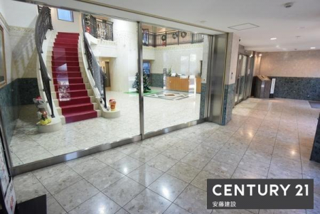 �G���g�����X�@�y�@�G���g�����X�@�z
���S�̃I�[�g���b�N�ŏ㎿�ȃG���g�����X�ł��B
