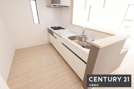 �L�b�`���@�y�@�L�b�`���@/�@Kitchen�@�z
���r���O�����n����I�[�v���L�b�`���ŁA�������̎󂯓n�����X���[�Y
���Ƒ��Ɖ�b���y���݂Ȃ�����K�ɉƎ����ł��閣�͓I�ȋ�Ԃł��I