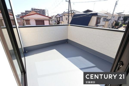 �o���R�j�[�@�y�@�o���R�j�[�@/�@Balcony�@�z
�Q���A�m������o���\�ȓ�����o���R�j�[�I
���C�h�o���R�j�[�̂��ߐ��󕨂̗ʂ������Ă����S�ł�