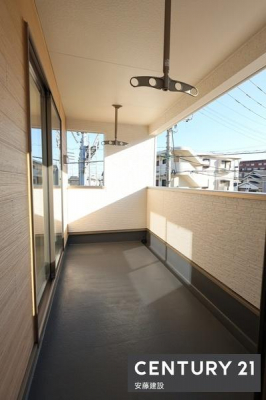 �o���R�j�[�@�y�@�o���R�j�[�@/�@Balcony�@�z
�V����C�ɂ������󂪂ł���C���i�[�o���R�j�[�I
���C�h�o���R�j�[�̂��ߐ��󕨂̗ʂ������Ă����S�ł�