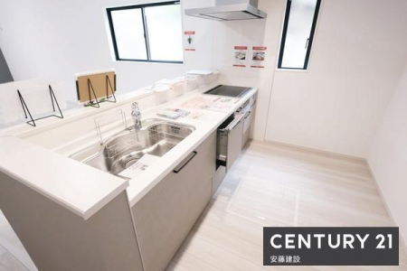 �L�b�`���@�y�@�L�b�`���@/�@Kitchen�@�z
���r���O�����n����I�[�v���L�b�`���ŁA�������̎󂯓n�����X���[�Y�I
��������M��ɂ�����������ɂ����݌v